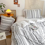 Stripe and Tassel Duvet Set