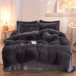 Velvet 3-Piece Bedding Set